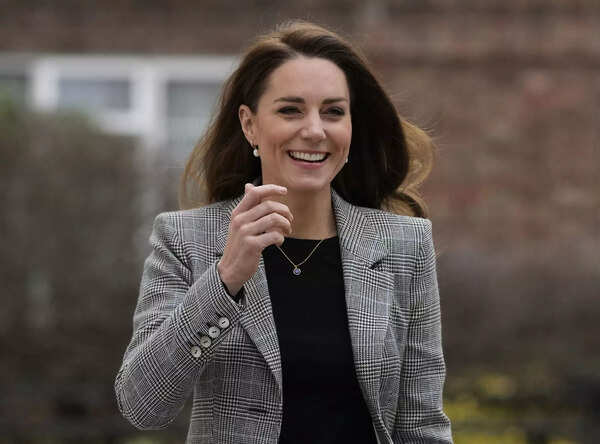 catherine-duchess-of-cambridge-arrives-for-an-official-news-photo-1644335317