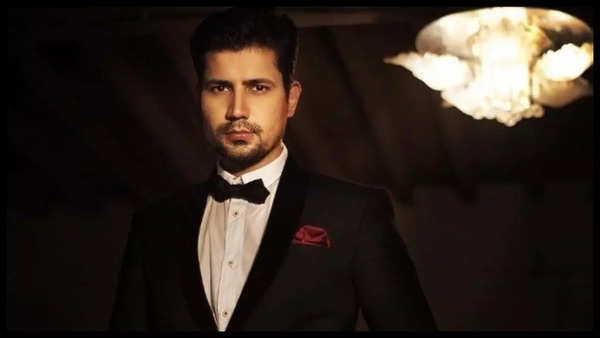 Sumeet Vyas (1)