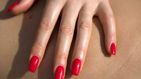fingernail longevity