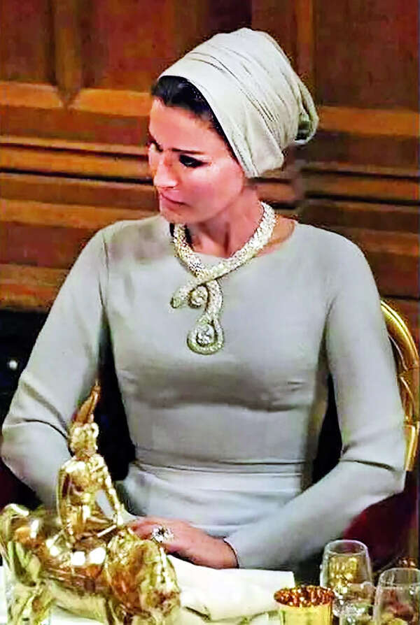 P2-Serpent necklace