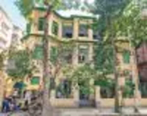 p1_ss_Experimenter Ballygunge Place _ Gallery external view