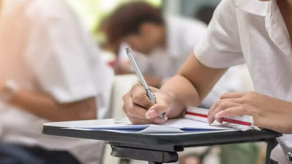 hsc board exam bogus student in physics paper