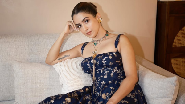 Sanya Malhotra embraces the art of fusion wear