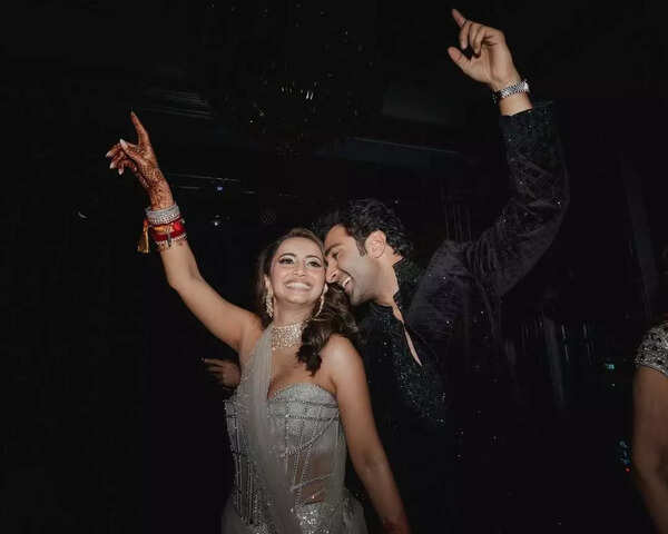 Just you & me, baby! Nothing else matters - now, always & forever! (4)
