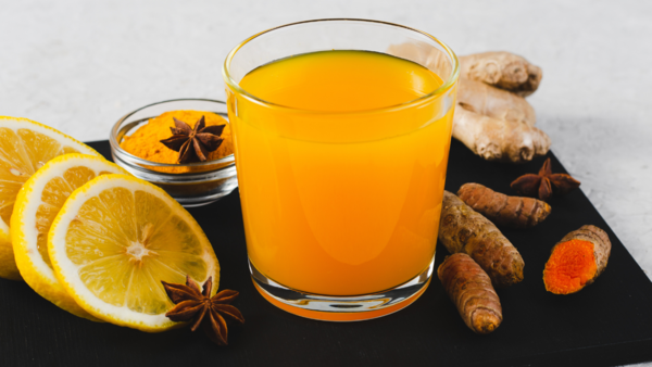 4 Raw turmeric drinks that can revive fatty liver - The Times of India