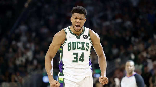 Giannis Antetokounmpo (Image via USA Today) Giannis Antetokounmpo