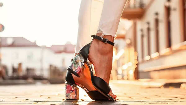 High heels (1)