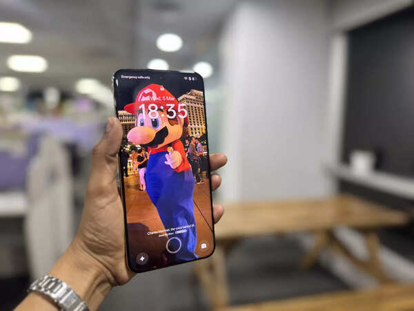 Realme 14 Pro+ display