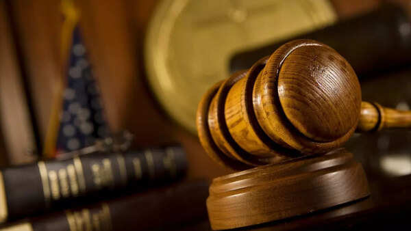 118786602 Brother left with nothing as sister claims dying mother’s fortune—The court’s verdict stuns everyone!
