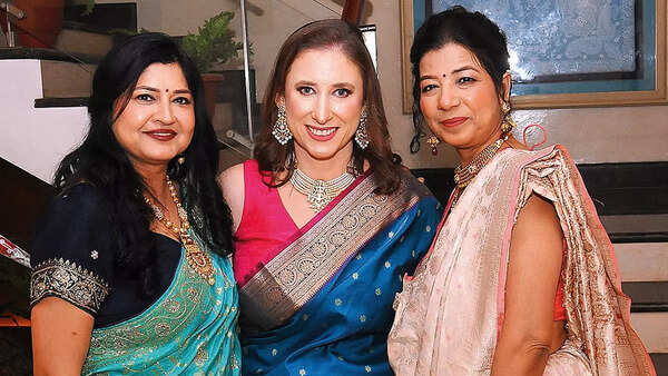 (L-R) Preetika, Renata Eloka Kawka and Anima Choudhury