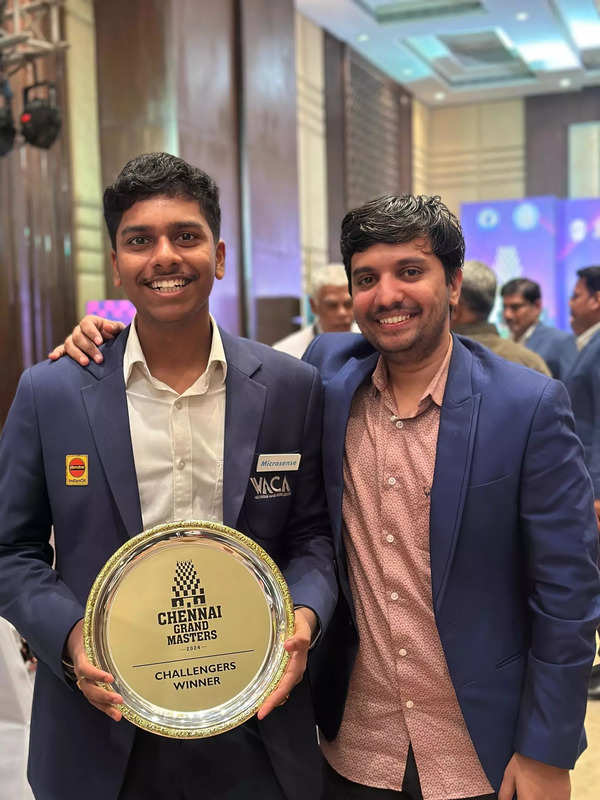 GM Pranav Venkatesh and his coach GM Shyam Sundar M