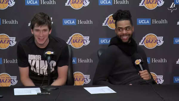 Austin Reaves D’Angelo Russell