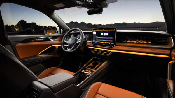 Volkswagen Tiguan R-line interior