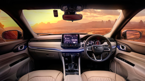 Jeep Compass Sandstorm editon interior