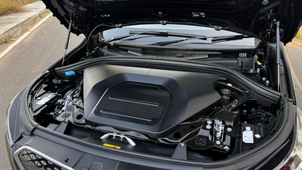 The motor is powered by a 66.4 kWh battery pack