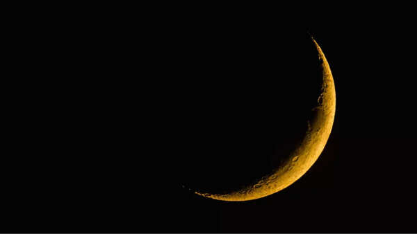 Crescent moon