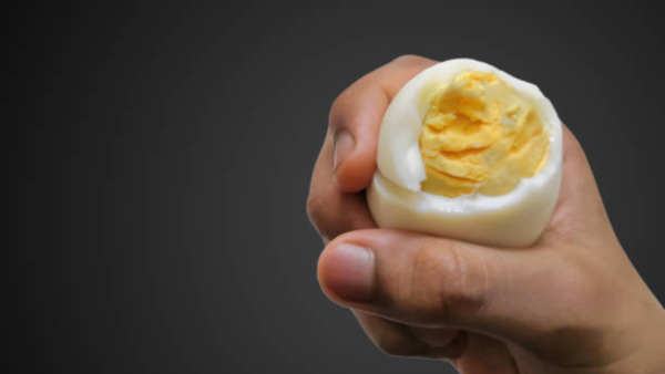 Doctor busts egg-cholesterol myth, says he eats 28 eggs per week