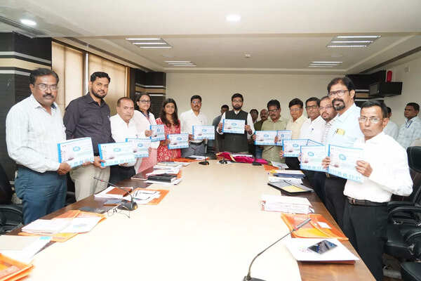 BNCMC commissioner Anmol Sagar while presenting budget