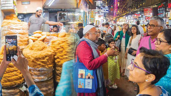 Iftar gatherings have the spirit of sharing at its core: Ramit Mitra, Delhi By Foot
