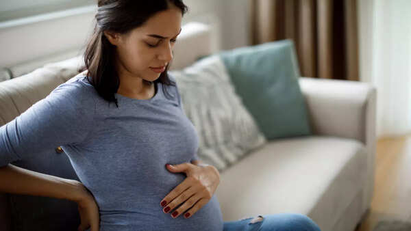 Pregnant women using e-cigarettes pose serious risks to the fetus: Know why  they can be dangerous