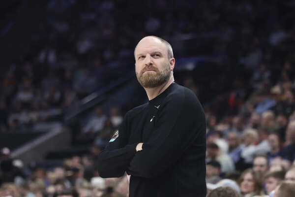 Memphis Grizzlies fire Taylor Jenkins