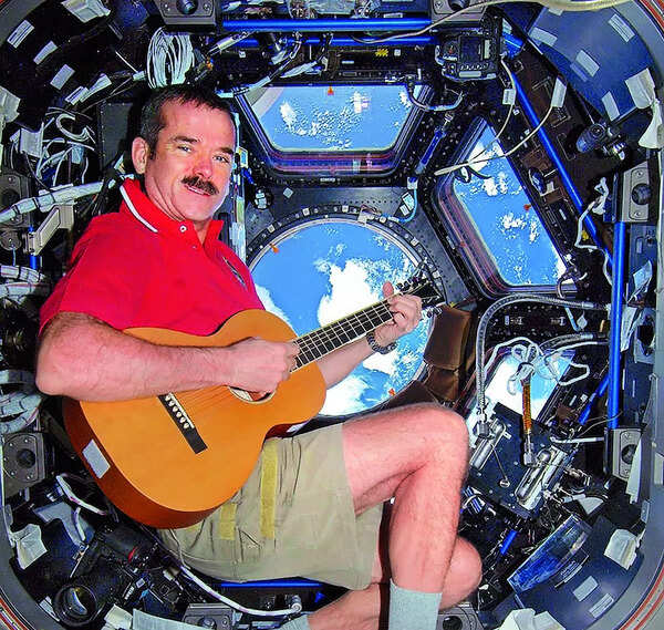 p4_ss_Chris Hadfield