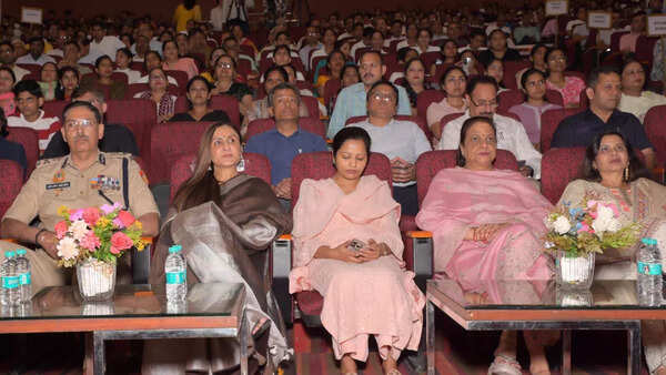 Over 430 police family members attended the session Over 430 police family members attended the session