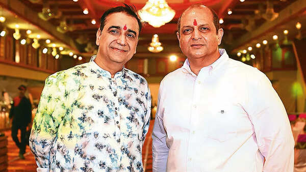 Yogesh (L) and Dheeraj