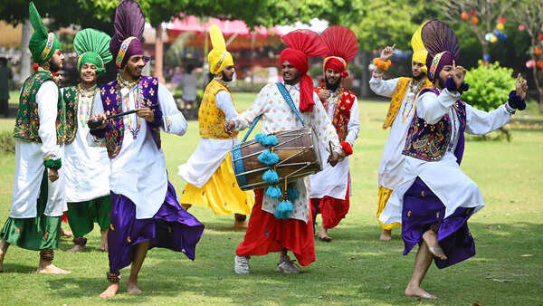 The SGTB Khalsa bhangra team showed us some electrifying bhangra moves