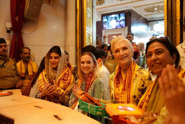 Maye Musk India visits Siddhivinayak temple with Jacqueline Fernandez