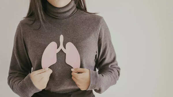 woman lung cancer