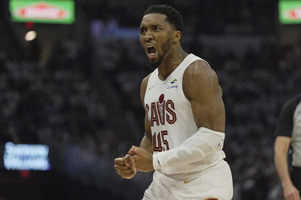 Mitchell, Jerome help Cavaliers rout Heat 121-100 in Game 1 of 1st-round series