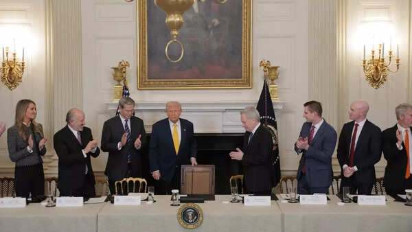 Trump coin (2)