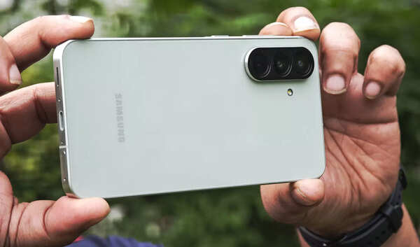 Samsung Galaxy A56 has a vertically-aligned camera island