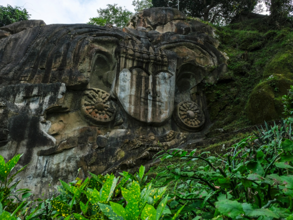 Unakoti