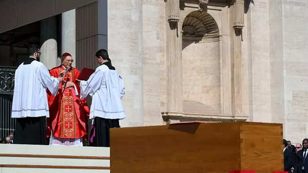 Funeral (11)