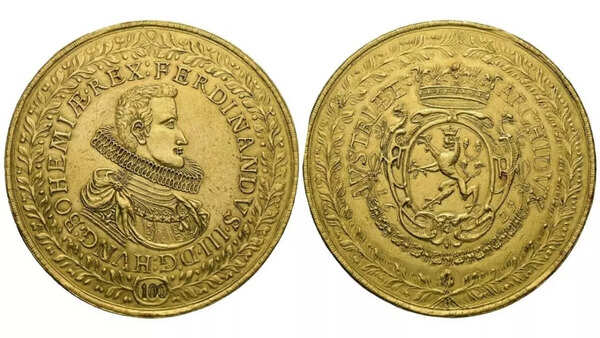 Hidden treasure of gold coins