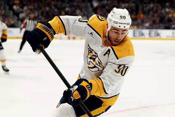 Ryan O'Reilly #90 of the Nashville Predators controls the puck