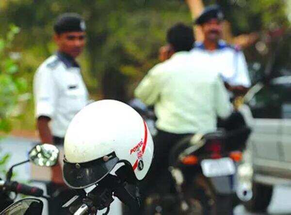 Margao cracks down on helmetless riders