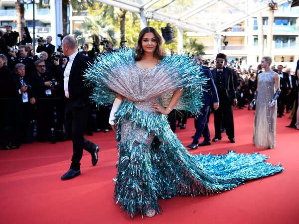 Header-Instagram_Aishwarya-Rai-Bachchan-FC_66485e22d8b31.
