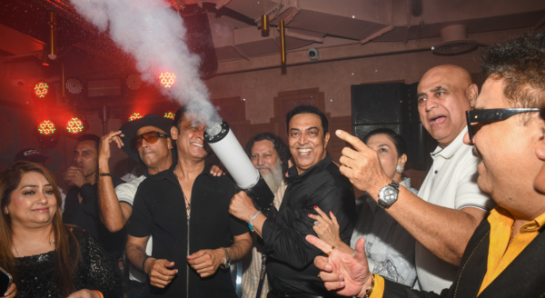 Vindu Dara Singh birthday bash; PC: Kaushal Punatar