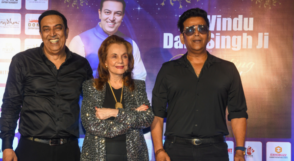 Vindu Dara Singh with Mumtaz and Ravi Kishen; PC: Kaushal Punatar