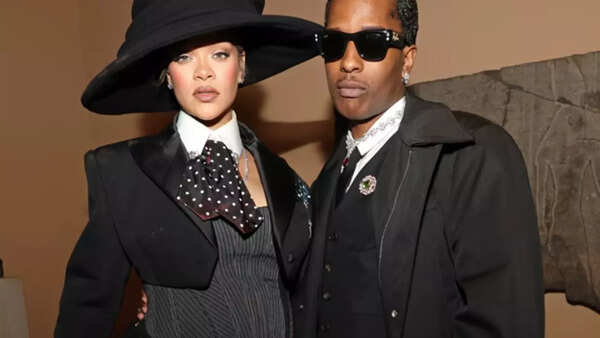 Rihanna (5)
