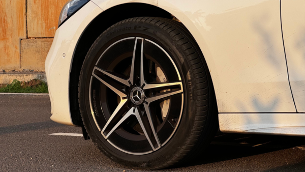 18-inch AMG-spec wheels