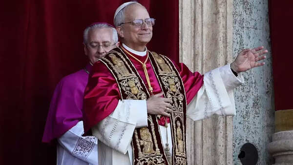 Pope Leo (3)