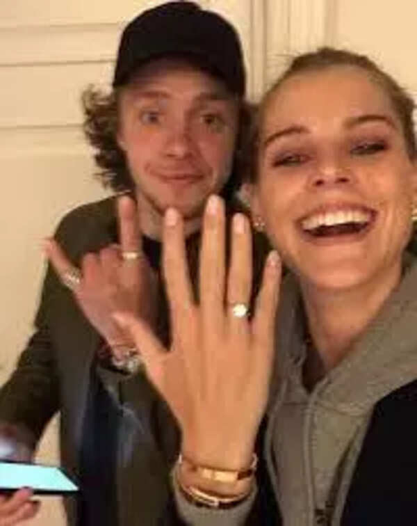 Artemi Panarin and Alisa Znarok