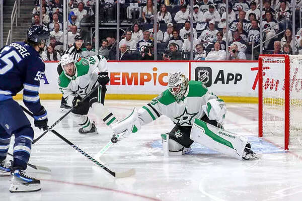 Dallas Stars against the Winnipeg Jets