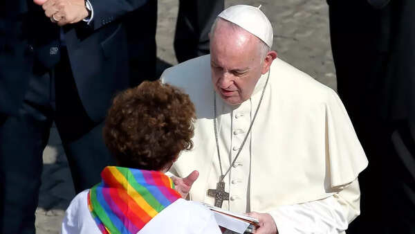 American pope (4)