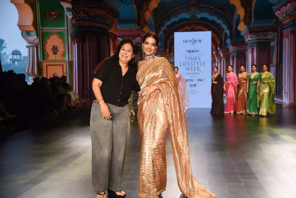 Seema Kashyap and showstopper Vaishnavi Sharma