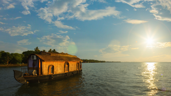 Vembanad  lake